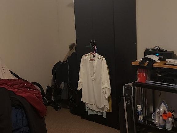 4th image of 4226 E Tremont Ave #1