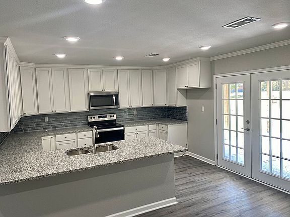 NEW Granite Counter Tops