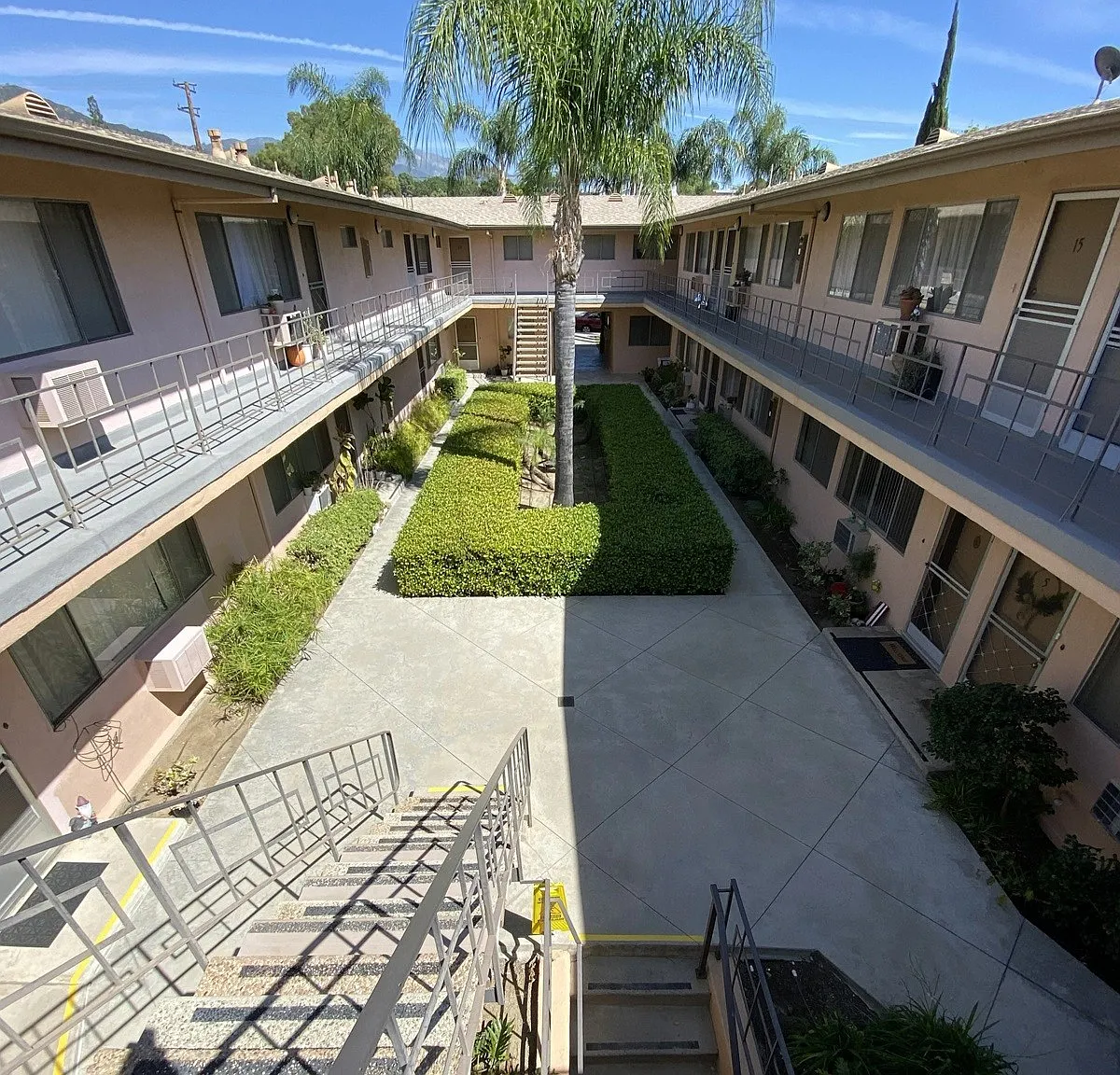 4415 Ocean View Blvd — Photo 4