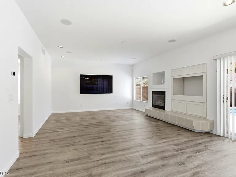 6286 Brave Voyager Ct — Photo 18