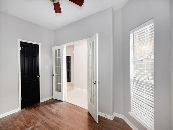4th image of 1418 Amber Knoll Ct