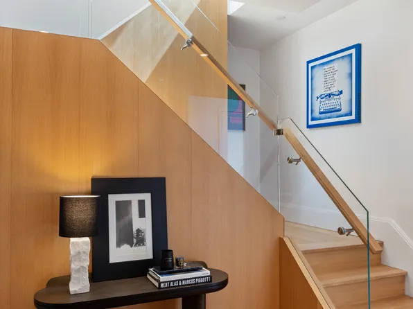 368 3rd Avenue image 10 of 33