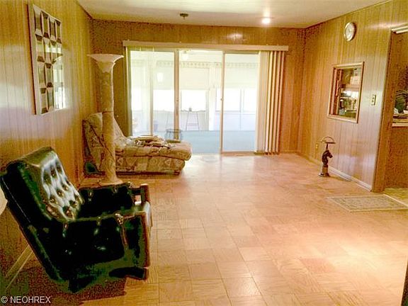 5th image of 2482 Barth Dr