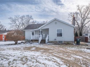 8242-8244 Navarre Rd SW, Massillon, OH 44646