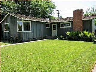 1st image of 2235 Parkwood Way