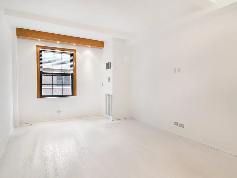 145 W 58th St #9H — Photo 9