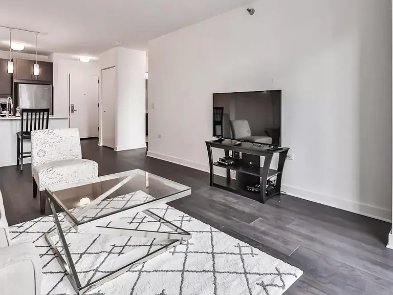 145 N Dearborn St #720 — Photo 3