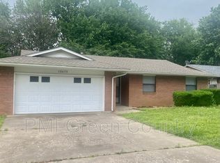 13475 S Hickory Pl, Glenpool, OK 74033