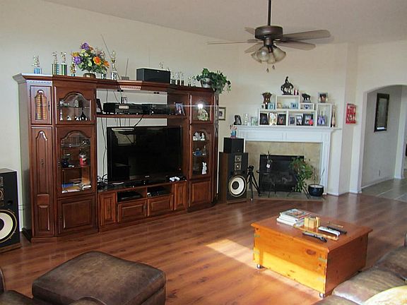 2nd image of 2123 Auburn Vale St