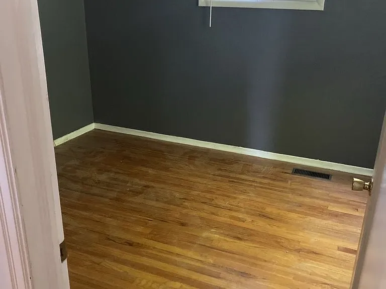 2617 N Altamont St — Photo 6