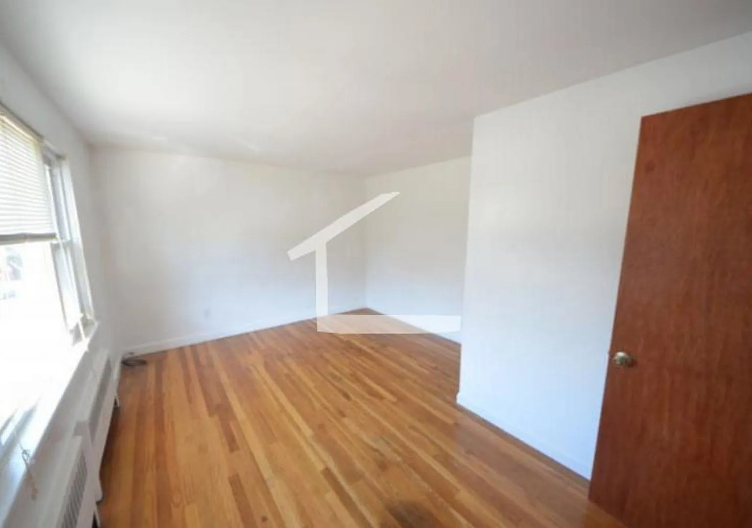 Nice 3 bed in Brighton — Photo 1