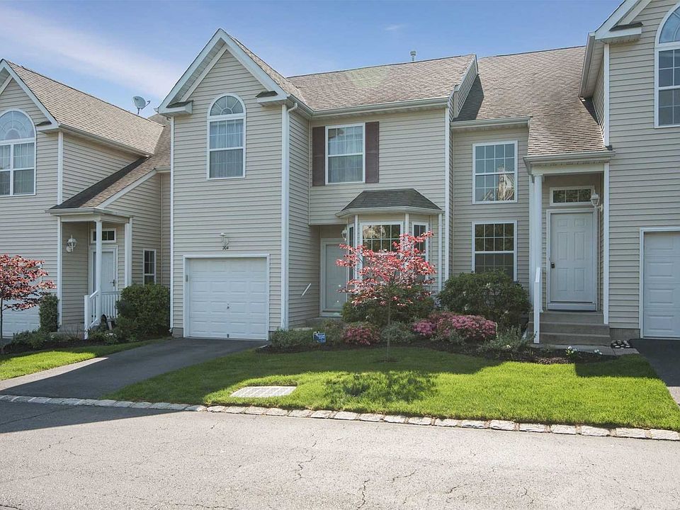 204 Kettles Ln, Medford, NY 11763 Zillow