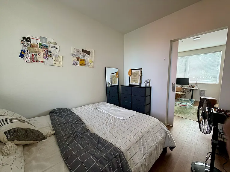 121 12th Ave E #307 — Photo 8