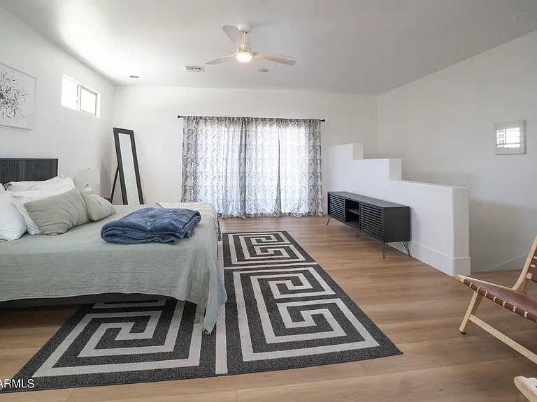 4451 E Earll Dr — Photo 31