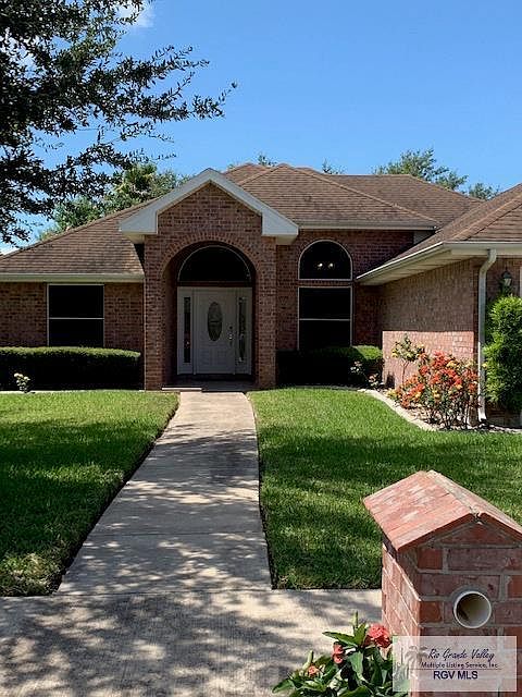 1st image of 421 Woodhollow Ln