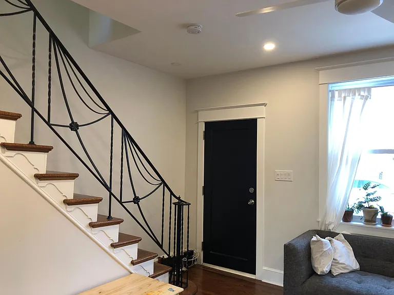 1806 Memphis St — Photo 14