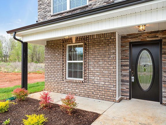 3rd image of 123 Rossview Pl Lot 123
