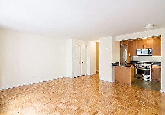 5th image of 350 W 51st St APT 7A