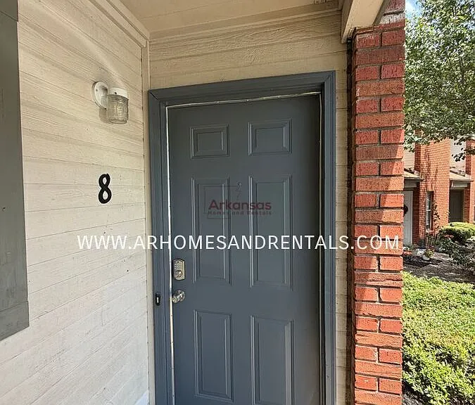 301 Pine Forest Cir #8 — Photo 15