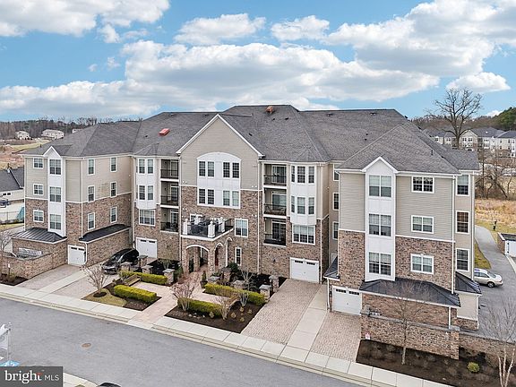 4th image of 601 Quicksilver Ct #408