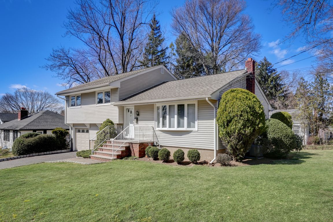 21 Demarest Ave, Closter, NJ 07624 Zillow