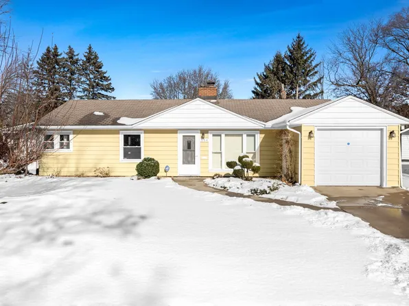 134 Marquette St, Park Forest, IL 60466