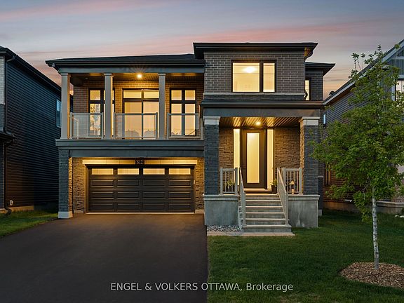 2nd image of 612 Ribbon St