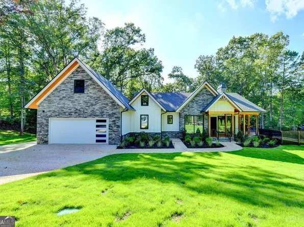 3933 Skyline Dr, Gainesville, GA 30501
