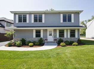 3115 Crestwood Ln, Glenview, IL
