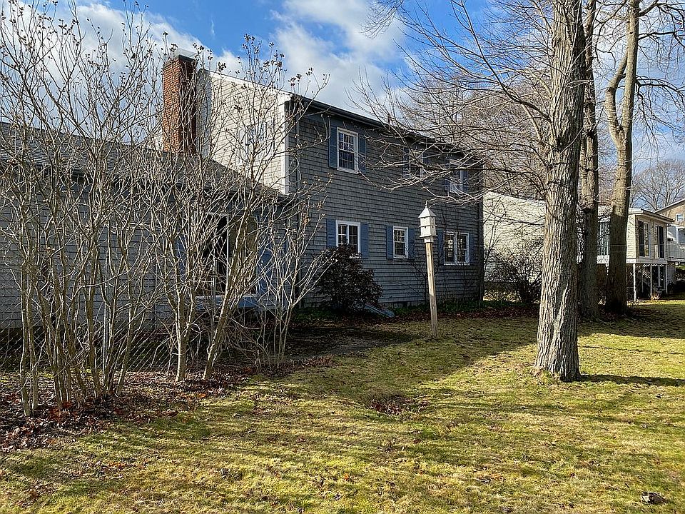 2nd image of 114 Woodland Dr