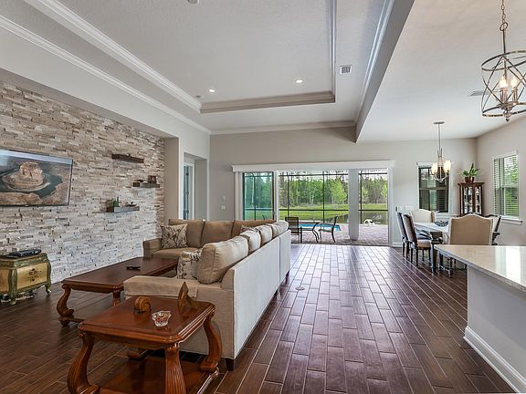 3rd image of 350 Freshwater Dr