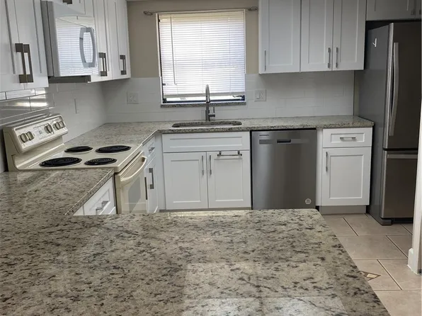 15370 Transit Ct APT 106, North Fort Myers, FL 33917