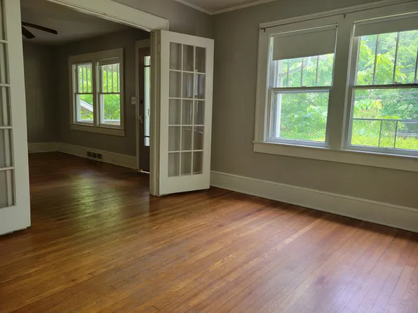 76 Lanvale Ave, Asheville, NC 28806