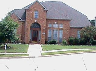 1400 Ledbetter Ct, Irving, TX 75063