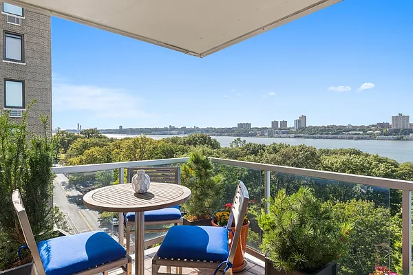 Sold by Corcoran | media 16