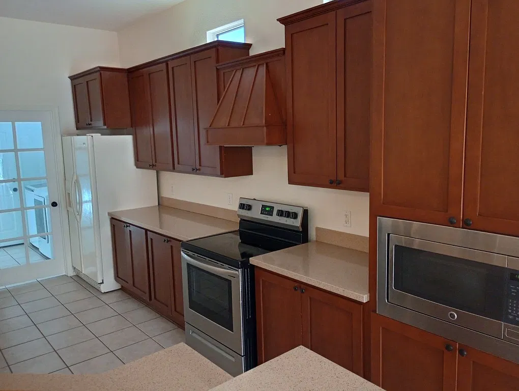 2 bed, 2.0 bath, 1702 sqft, $2,250 — Photo 1