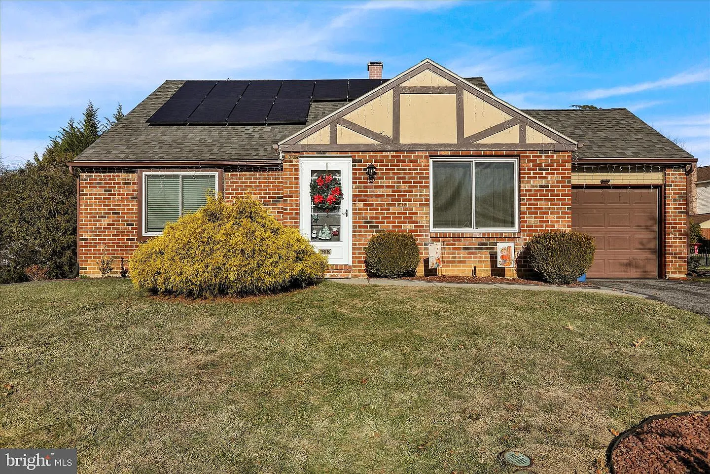 4237 Danor Dr photo 1