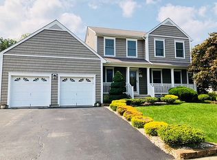 12 Bryce Canyon Rd, Howell, NJ 07731