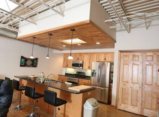 905 Alley A APT 301, Columbia, MO 65201