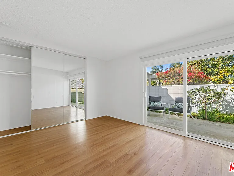 3636 Oceanhill Way — Photo 21