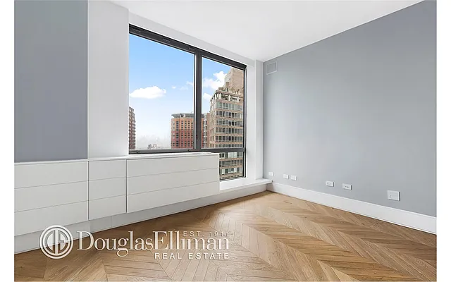 Rented by Douglas Elliman | media 13