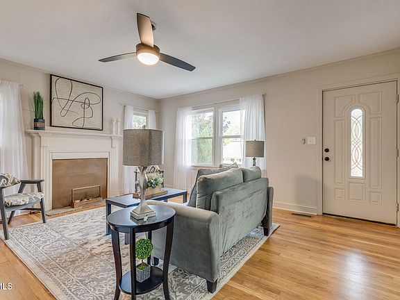 5th image of 617 Lamont St