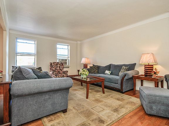 2nd image of 50 N Broadway APT 4h