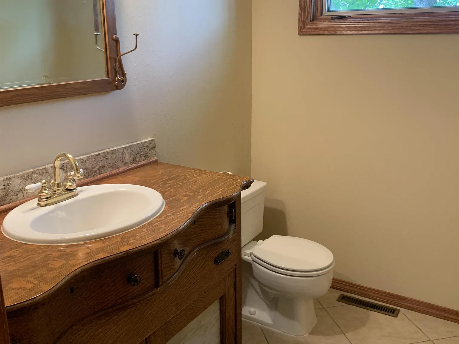 2705 Tomahawk Drive - 1 — Photo 2