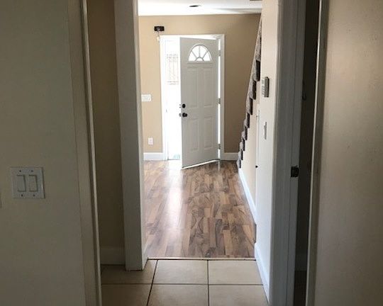 3rd image of 11644 3/4 Chandler Blvd
