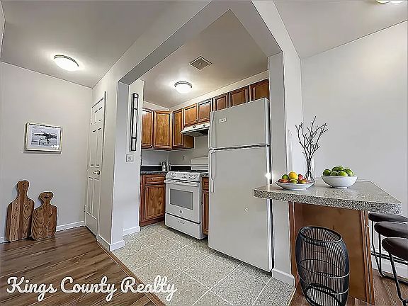 2nd image of 10469 88th Ave APT 2F