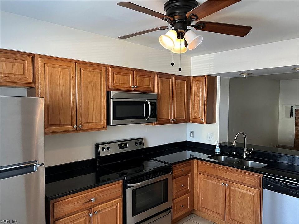 1st image of 4743 Greenlaw Dr