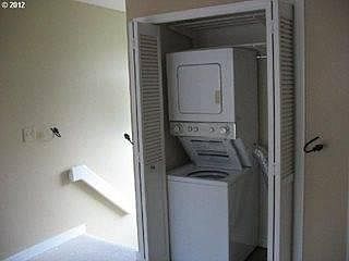3rd image of 1535 SW Clay St APT 324