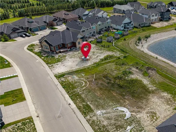 392 Muirfield Cres, Wheatland County, AB T0J 1Y1