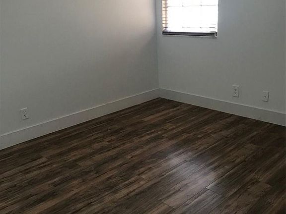 5th image of 1489 Barcelona Way #1489